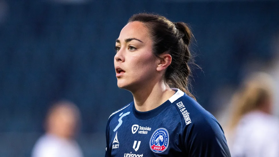 Linköpings Michelle De Jongh vet inte om säsongen är över för hennes del eller om hon kommer hinna göra comeback efter skadan. 