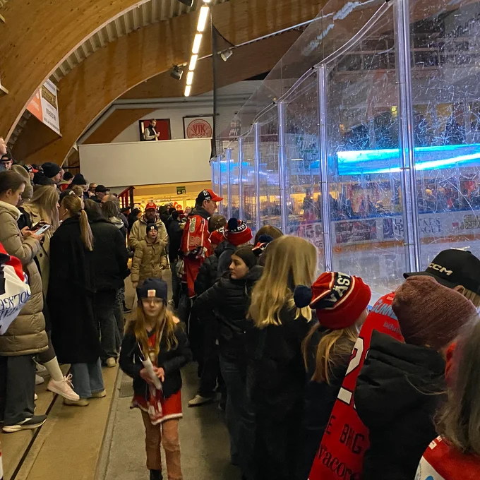 Publik i ACT-hallen.