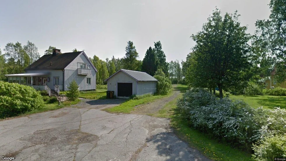 Södra Hällgrensvägen 18