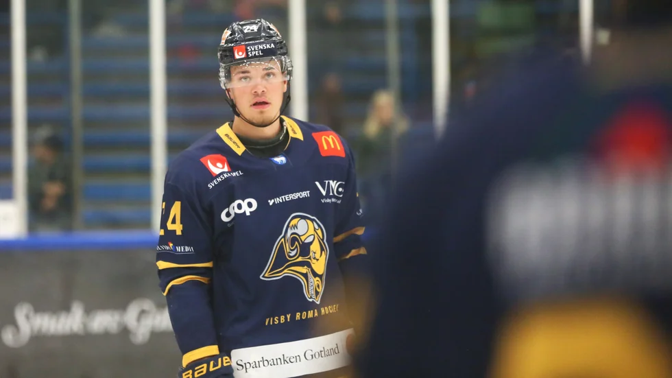 Nyförvärvet Oscar Eriksson missar säsongsinledningen efter ett tungt skadebesked. 