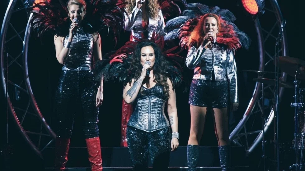 Karin Funk, Anna Sahlin, Anna-Mia Bonde och Nina Söderquist kommer till Culturum med showen "Queens".