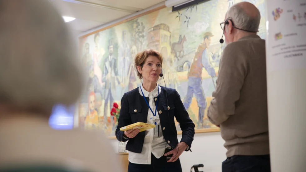 Annette Johansson, primärvårdsområdeschef, mötte SPF Boren under måndagen. Då fick medlemmarna chansen att ställa frågor om framtiden för vårdcentralen i Borensberg.