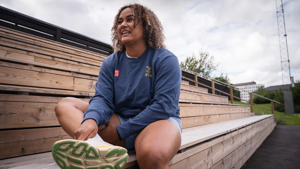 Om några dagar ska den svenska rekordhållaren i diskus Vanessa Kamga resa ner till Paris, Frankrike för att tävla i sitt första OS.