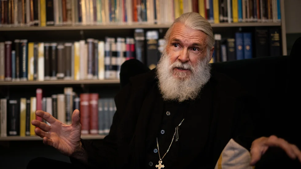 Sen eskaleringen, med över 1000 israeler döda i Hamas attack den 7 oktober och över 30 000 palestinier döda i det pågående kriget, har Peter Halldorf fått göra tillägg i boken.