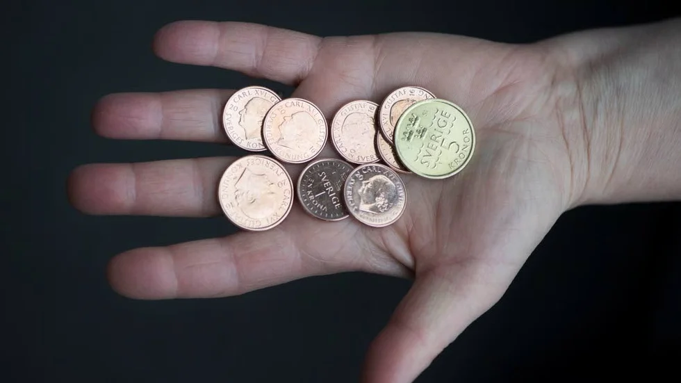 Skattepengarna som politikerna tar av det arbetande folket måste synliggöras bättre.
