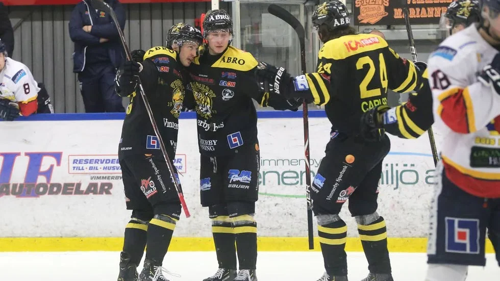 Jacob Isaksson, till vänster, lär missa kvällens match.