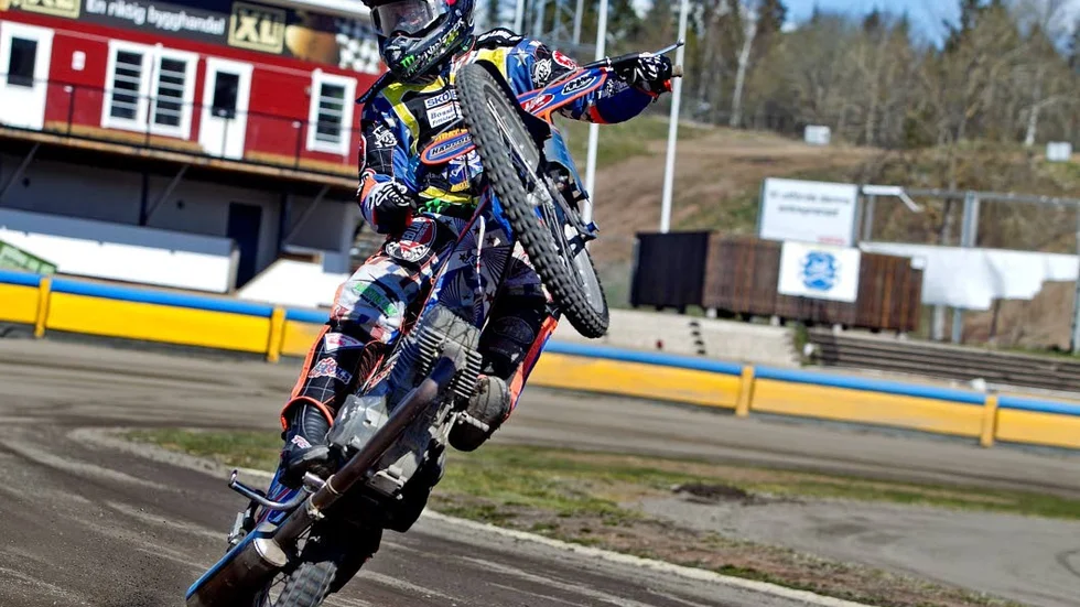 Greg Hancock åker 70 mil för att få köra speedway i en kvart. Där har ni svaret på om han fortfarande är motiverad.