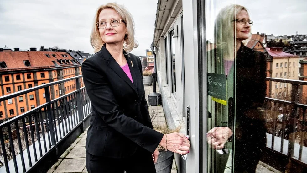 Heléne Fritzon, Socialdemokraternas toppkandidat i EU-valet glömmer viktiga frågor, menar skribenten.