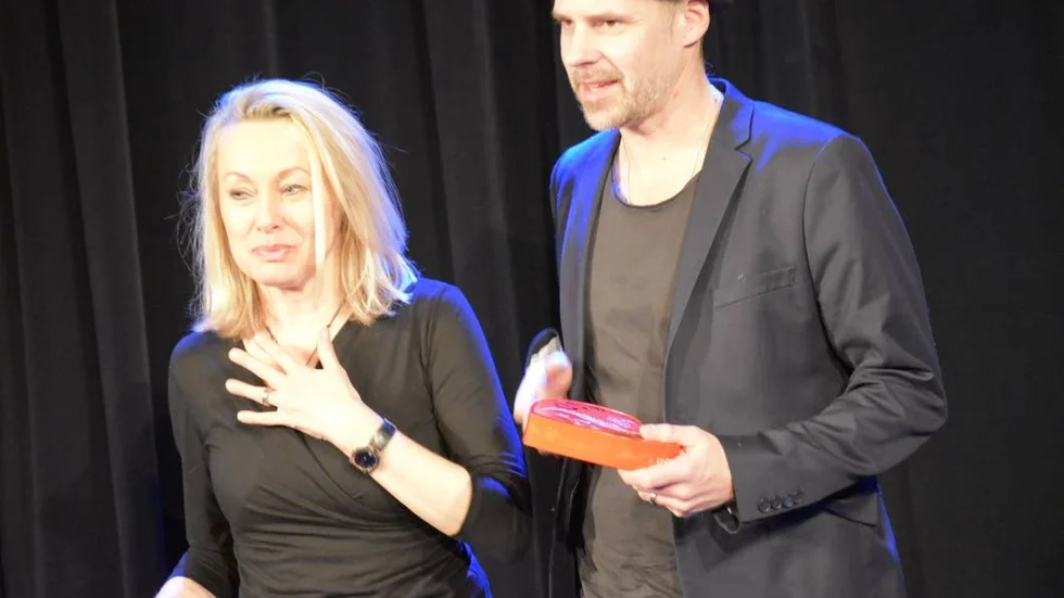 Älskvärd. Det är inte svårt att älska "Sweet Louise" som tillsammans med Rickard Krantz bjuder på lunchföreställning.