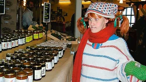 Kan det verkligen vara Bamses dunderhonung som Pippi tänker köpa en burk av, hon som vanligtvis är stark behöver väl inte dunderhonung....