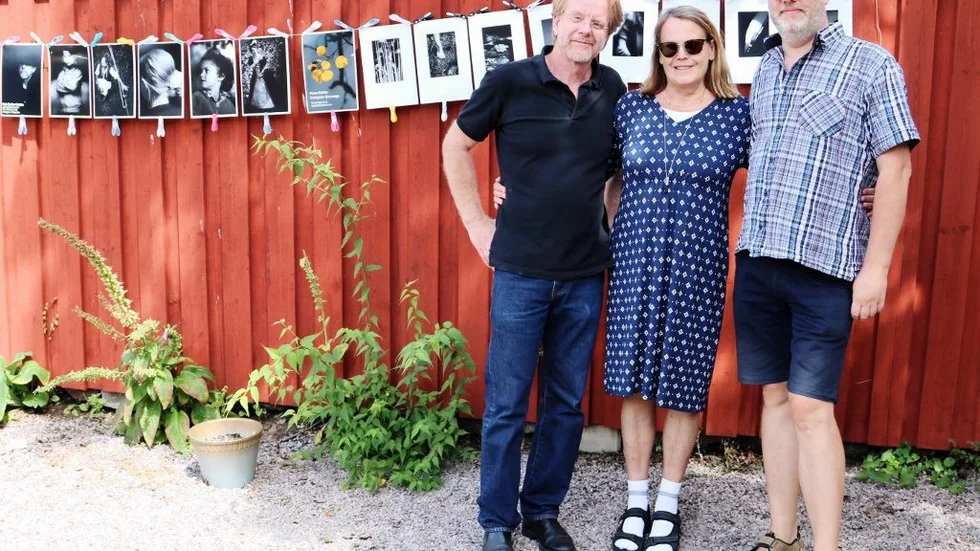 Stefan Gelebo, Mona Gelebo och Tomas Jonsson var på plats vid sina foton. Resterande utställare var: Anders Steiner, Nathalie Cháves, Ilkka Ranta och Kristina Westring.