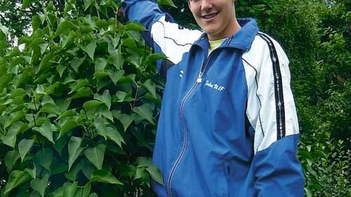 Daniel Lennartsson siktar högt och komma över två meter i Finnkampen. Foto: Magnus Strömsten