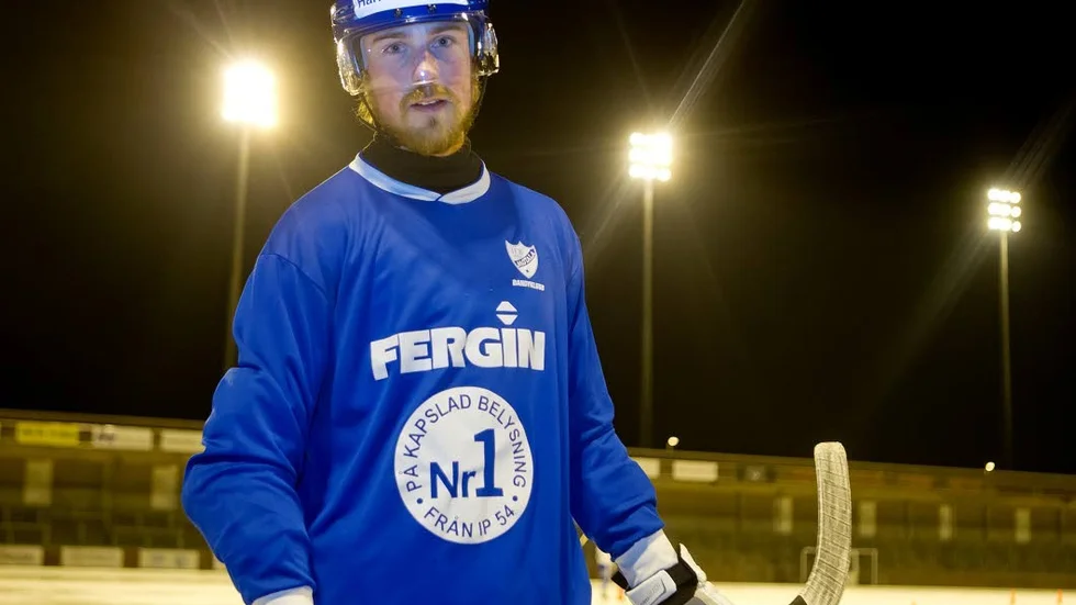 Trivs. Emil Ring är den tredje spelaren som förlänger sit kontrakt med IFK Motala den senaste veckan.