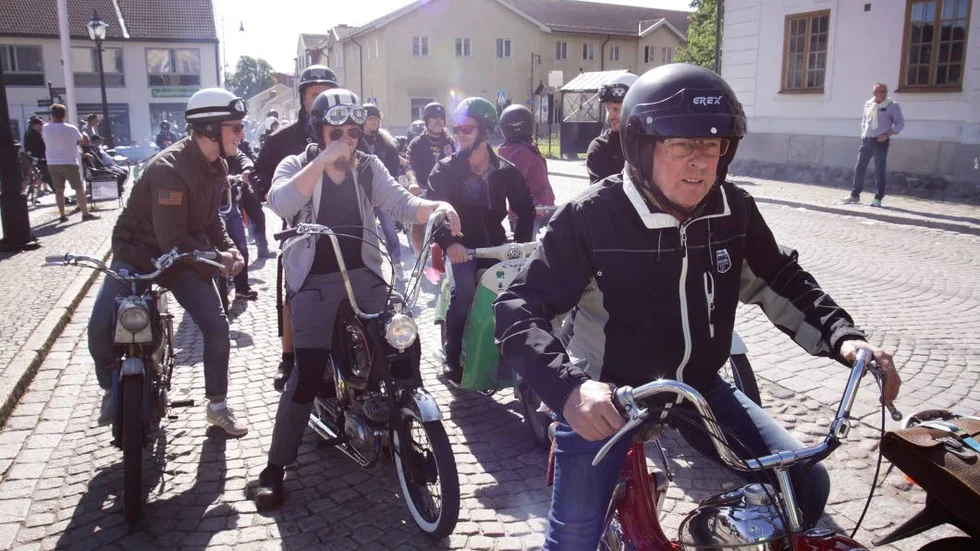 Moppeåkning, skidlopp, löpning. Det finns flera alternativ på aktiviteter på nationaldagen.