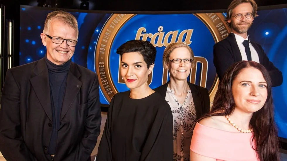 Expertpanelen. Gunnar Wetterberg, Armita Golkar, Gabriella Stenberg Wieser, Henrik Widegren och Jessica Abbott i "Fråga Lund".