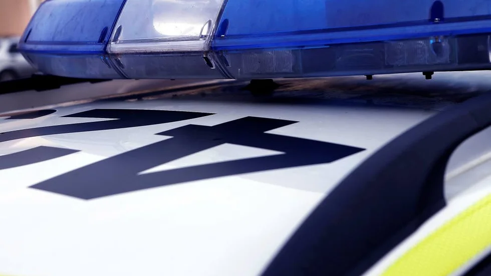 En 12-årig pojke har uppgett att han blivit hotad av två andra unga pojkar som bland annat visade en kniv.