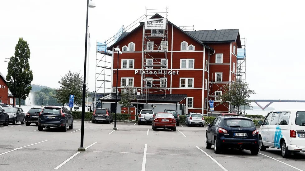 P-platser försvinner. Om det blir ett bygge i hamnen får bilarna akta på sig.