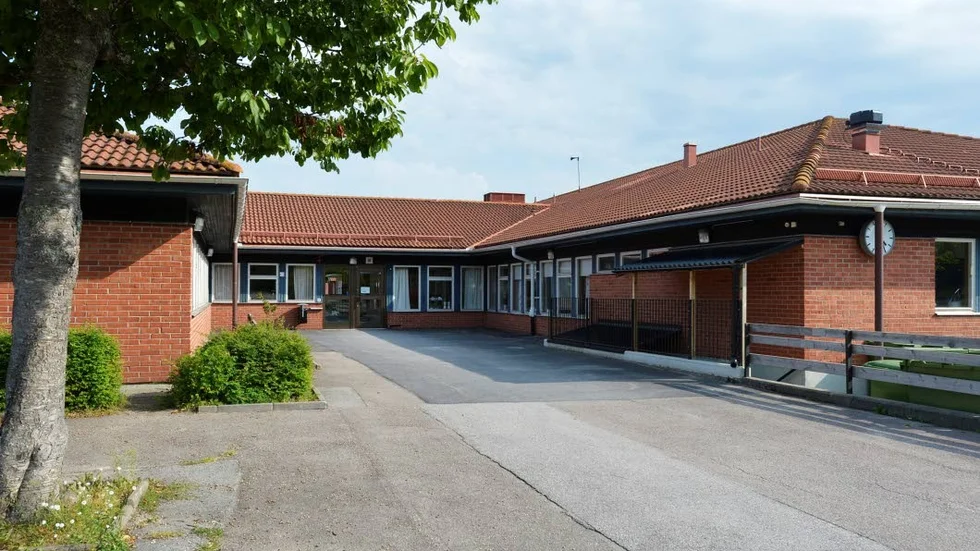 Eventuellt kan lokaler på Fågelbärets skola bli en mötesplats för unga.