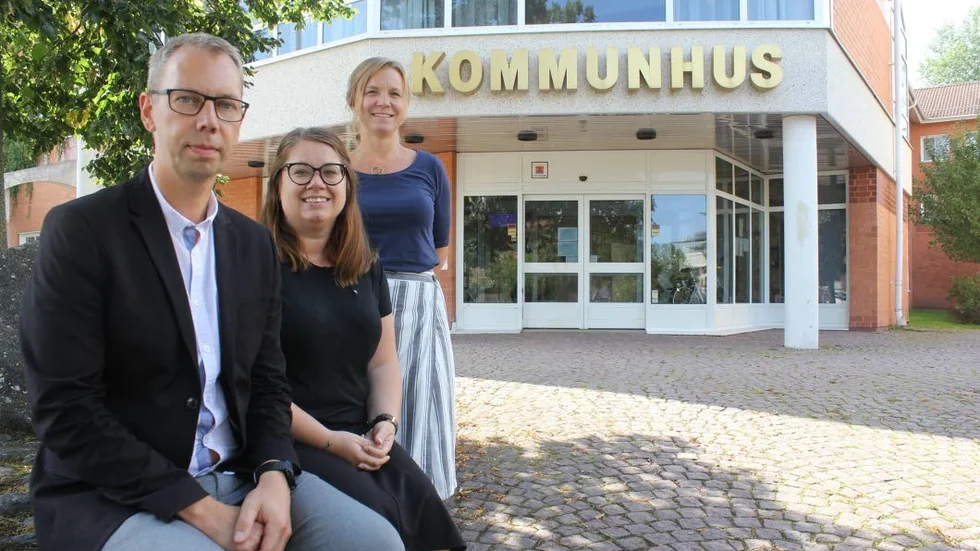 Martin Snickars, Anna Källåker och Karolina Karlsson gläds åt att andelen behöriga lärare på Albäcksskolan ökat från 61 till 71 procent det här läsåret. Ett nytt arbetssätt hoppas de ska öka attraktionskraften ytterligare och på sikt öka måluppfyllelsen hos eleverna.