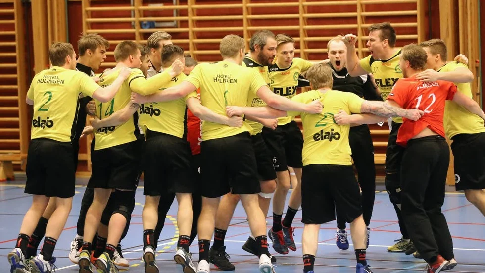 HHF måste täcka upp för förlusten av kuggen Eric Schultz. Nu är man nära att göra klart med två nya spelare.