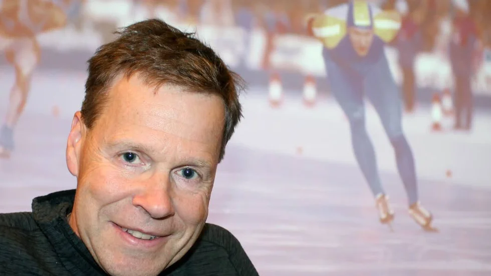 NYA UTMANINGAR. Tomas Gustafson tog tre OS-guld på skridskoovalerna på 80-talet. Nu brinner han för cykling och kommer till Motala för att köra Vätternrundan varje år.