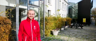 Clovis ser till att studenterna håller avstånd