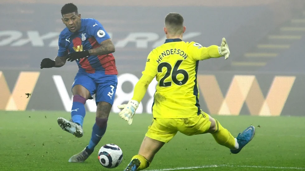 Patrick van Aanholt är den senaste i raden av Premier League-spelare som blivit utsatta för rasism på sociala medier. Arkivbild.