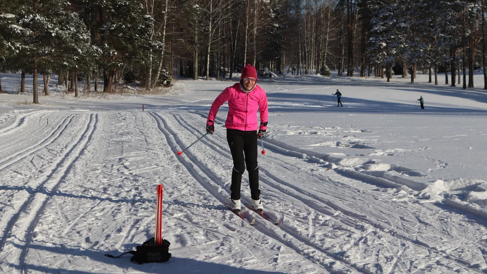 Elitmotionären Marie Sandberg vann den öppna KM-tävlingen över 15 kilometer.