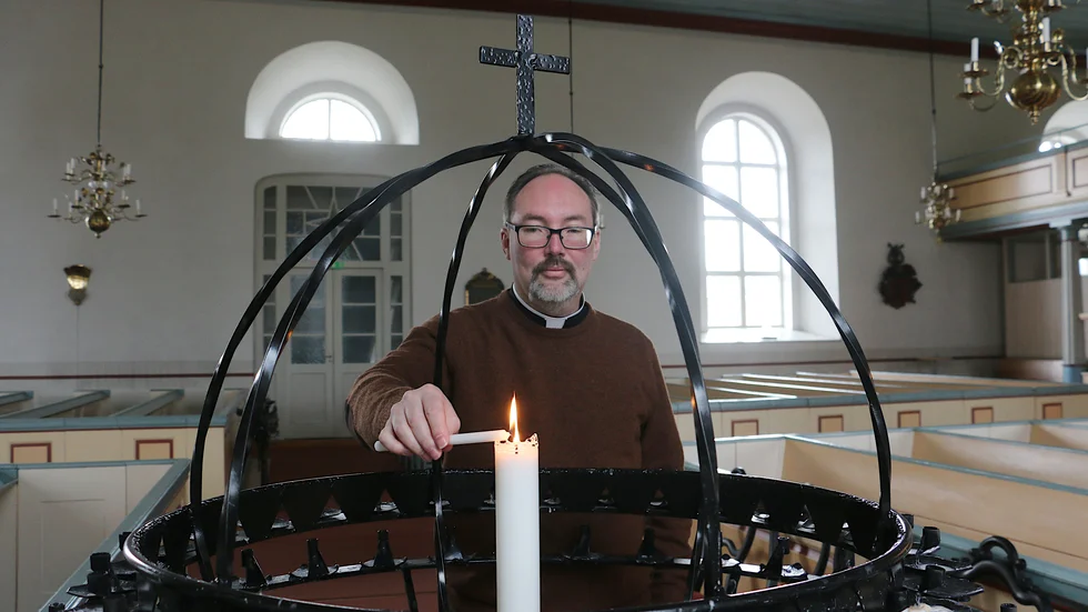 Ytterligare två personer har bekräftats smittade med covid-19, i spåren av att smitta spridits på en kyrkokonsert. "De drabbade uppges må bättre, det känns väldigt positivt", säger kyrkoherde Mikael Eriksson.