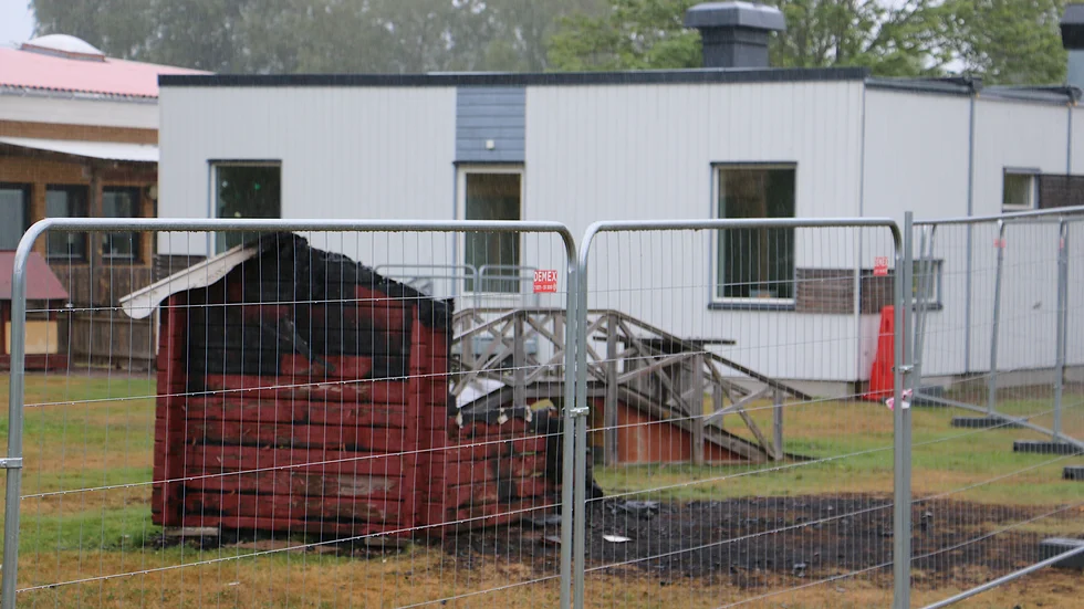 Barnens lekstuga blev totalförstörd vid branden under natten till onsdagen.