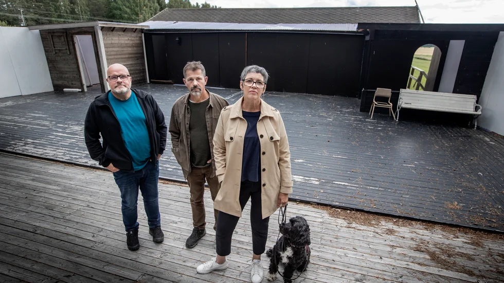Delar av Karlbergsteaterns styrelse: Tommy Dahlberg, Magnus Nilsson och Ulrika Lindgren medverkade i PTs:s reportage om den omfattande skadegörelsen. (Arkivbild)