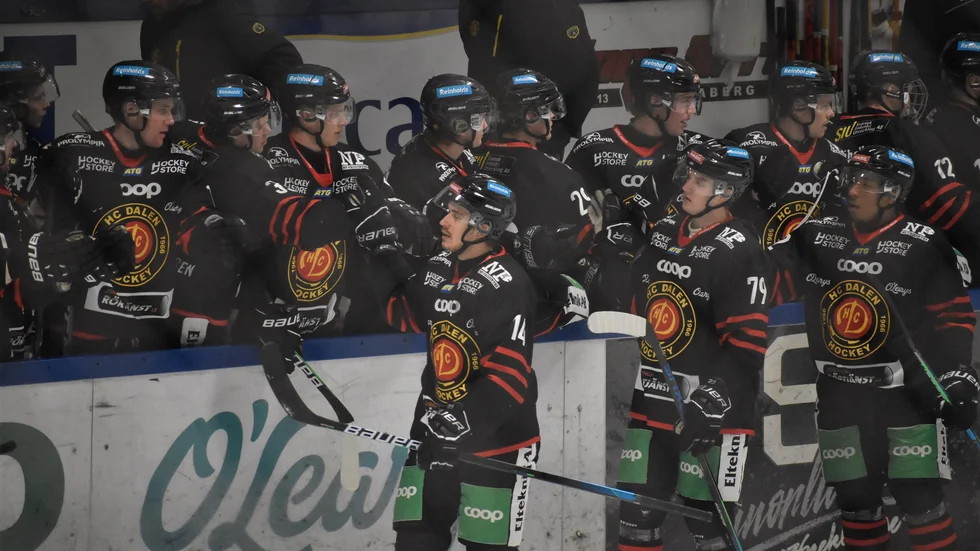  Dalen vann med 3-2 borta mot Karlskrona efter straffavgörande. 