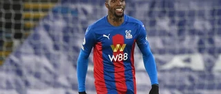 Zaha slutar knäböja: "Förnedrande"