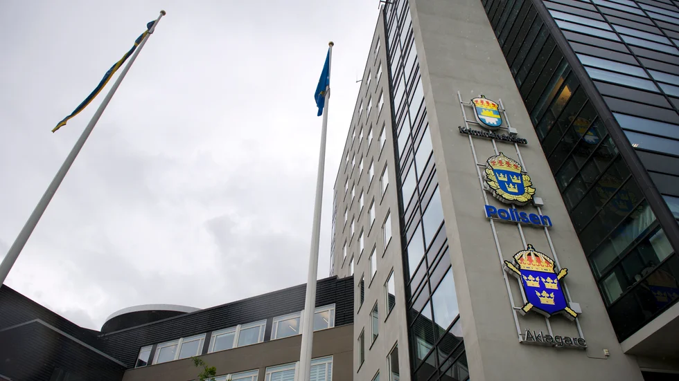 Det är inte lätt att lösa problemen med bedrägeribrott eftersom de kriminella hela tiden hittar nya sätt, menar polisen. Men nu ska tio nya utredare komplettera det polisiära arbetet.