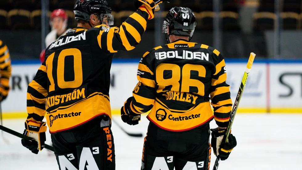 Joakim Lindström och Tyler Morley tar båda plats i Skellefteå AIK:s första enhet i powerplay. 