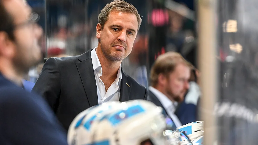 LHC-bekantingen Dan Tangnes ser ut att stanna i Schweiz.