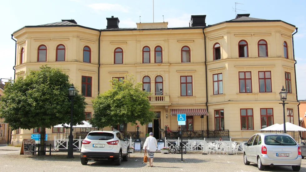 Skänninge stadshotell såldes till nya ägare under tisdagen.