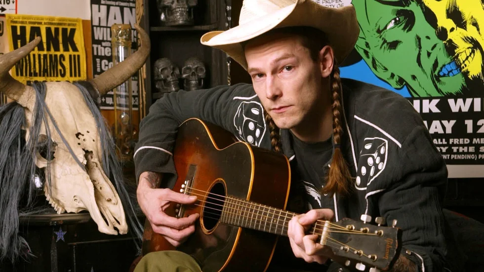 Hur hamnade Hank Williams den tredje på min Spotifylista? Mysterierna tätnar när flera delar på kontot.