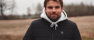 Han hjälper människor i utsatthet: "Man brister inombords"