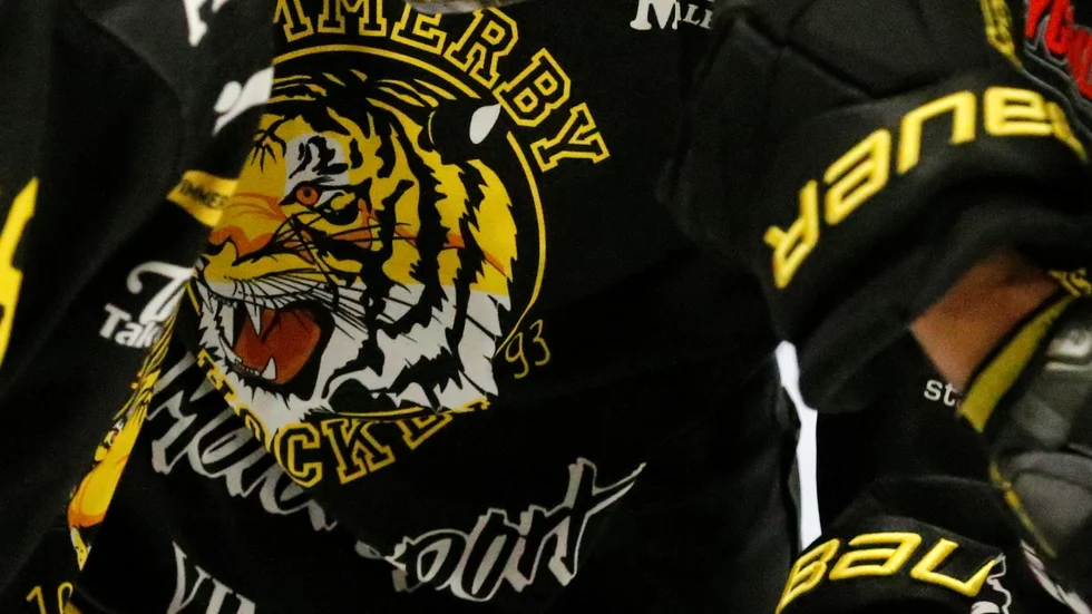 Tre nya fall har bekräftats i Vimmerby Hockeys A-trupp.