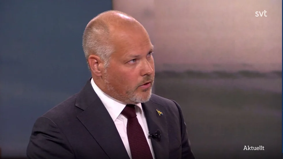 Morgan Johansson är i kraft av alla sina regeringsår Stefan Löfvens ställföreträdare. Det är bra och på tiden att han nu stiger fram och visar lite vilja och riktning. S riskerar att gå helt vilse. 