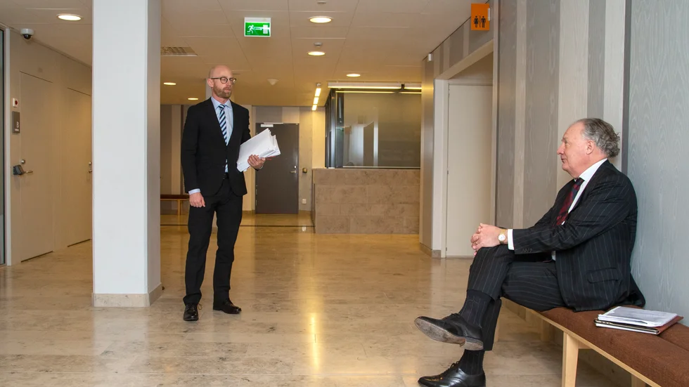 Kammaråklagare Niklas Jeppsson slutförde sin sakframställan före lunch. Sedan var det Älvsbymannens försvarare Henrik Jacobsson drog försvarets sakframställan.
