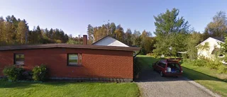 Nya ägare till 60-talshus i Norrfjärden - prislappen: 1 800 000 kronor