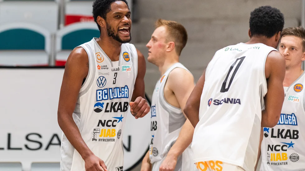 A.J. Davis blir inte kvar i BC Luleå.