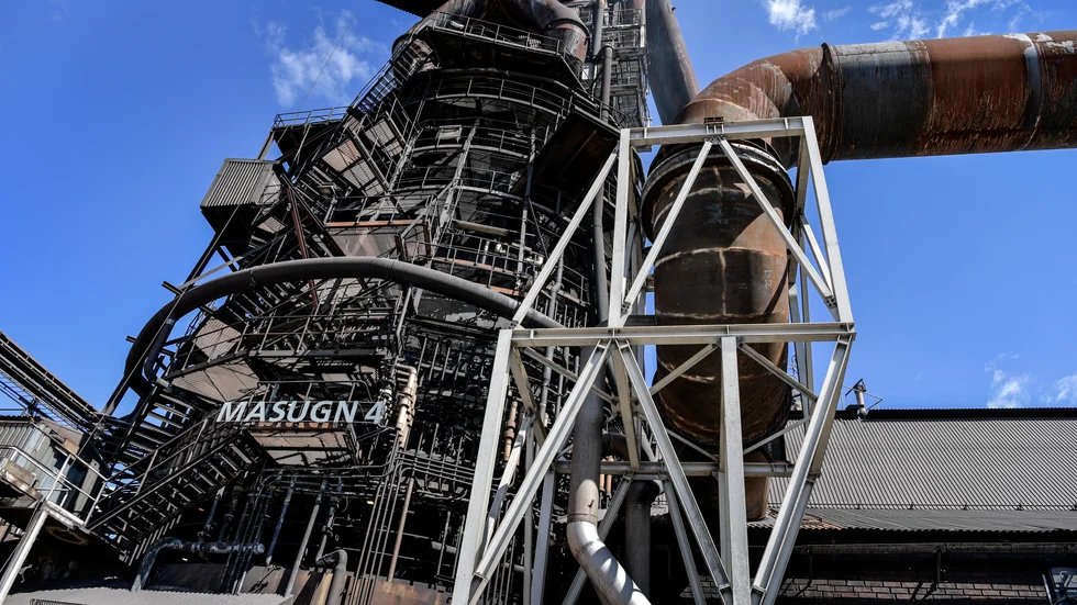 Masugn 4 på SSAB Oxelösund. Planen att byta till fossilfri produktion till 2026 står fast.