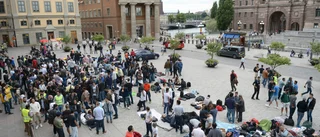 Förnekarna tar för stor plats i politiken