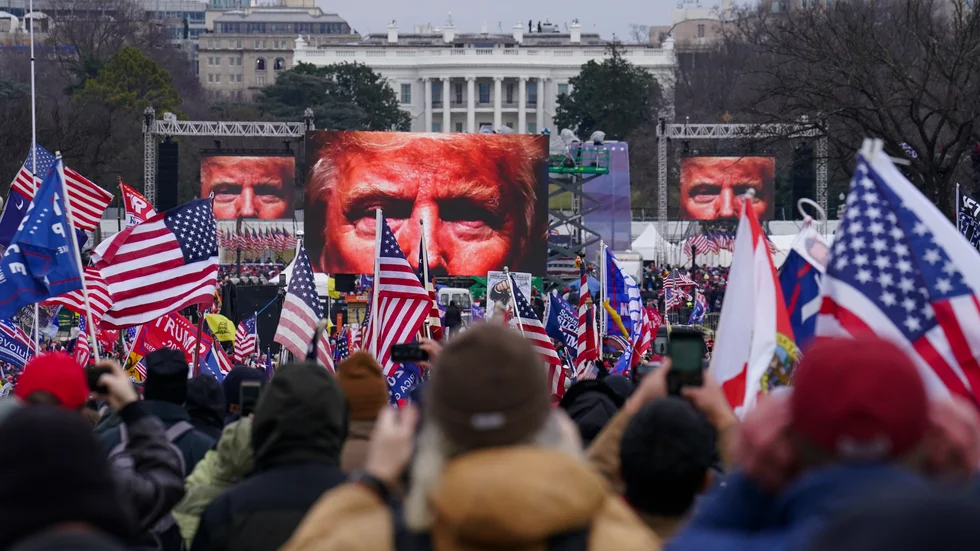Trumpanhängare i Washington strax innan stormningen av kongressen den 6 januari. Arkivbild.