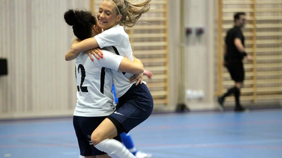 Ektorp Futsal-Klubb kunde fira ordentligt sedan de säkrat en plats i slutspelet.
