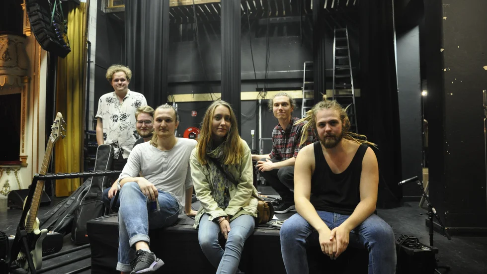 Vi tog med Charlotte Thomsen på progmetalkonsert på Nyköpings teater. 