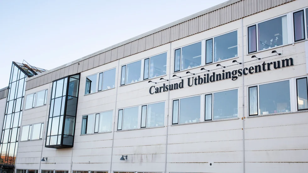 Corona har gjort att vård, omsorg och förskola blivit restriktiva med att ta emot praktikanter. Men nu lättar man på regelverket.